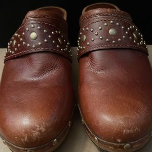 Brown Micheal Kors size 7.5 M